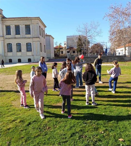 Χριστουγεννιάτικη Κατασκήνωση στην πόλη 2025